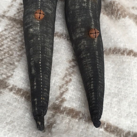 Adorable Witches Shoes w 3 Metal Bells. “Time Has Come For The Witches Dance”NWT - Picture 4 of 7